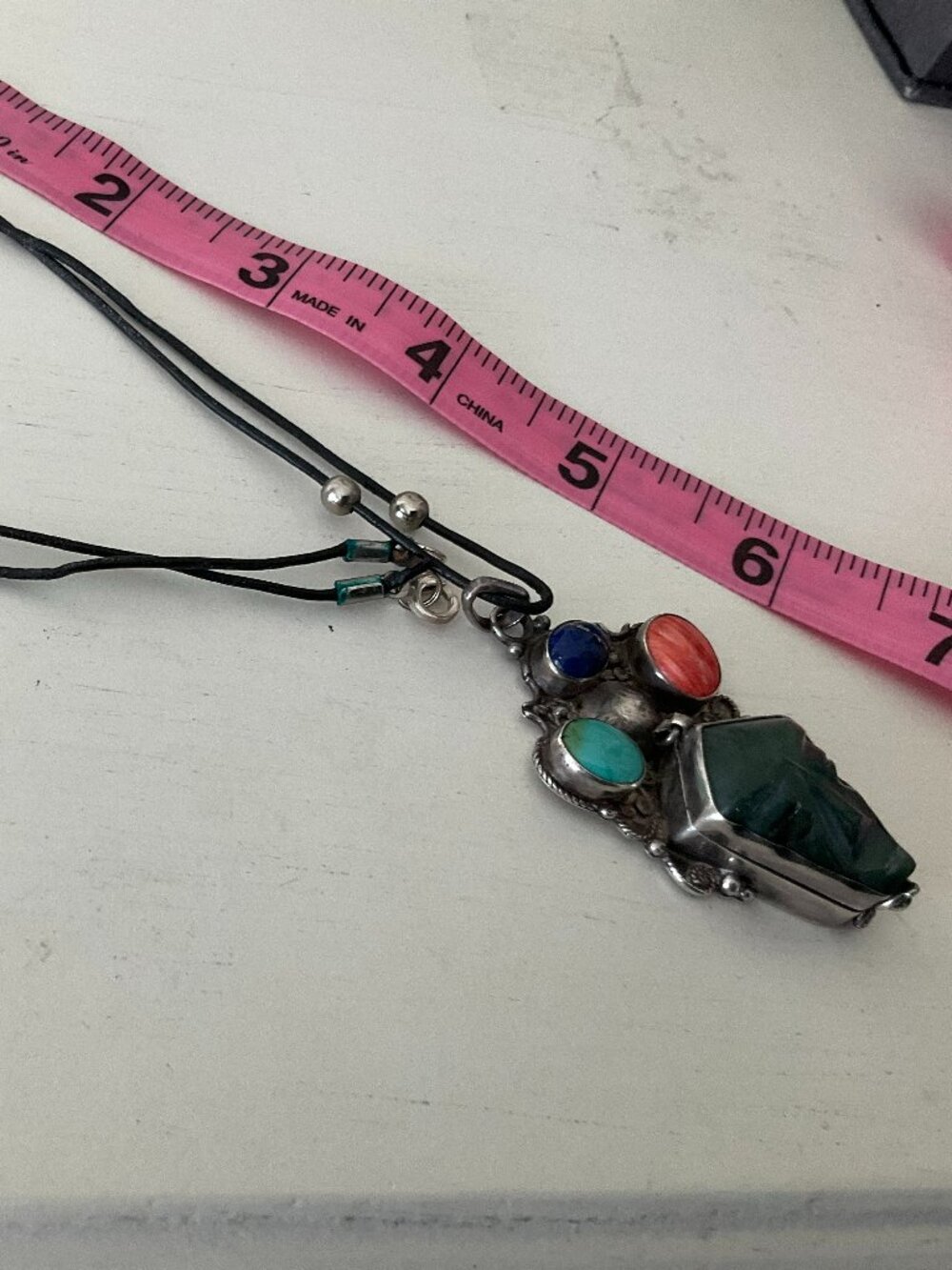 So unique and different, 925 silver carved locket necklac - Picture 4 of 11